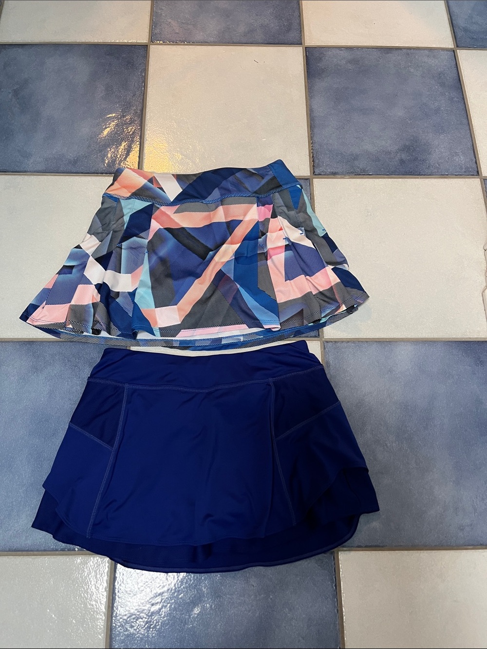 Athleta Royal Blue Athletic Skort Set with Multicolor Geometric Print